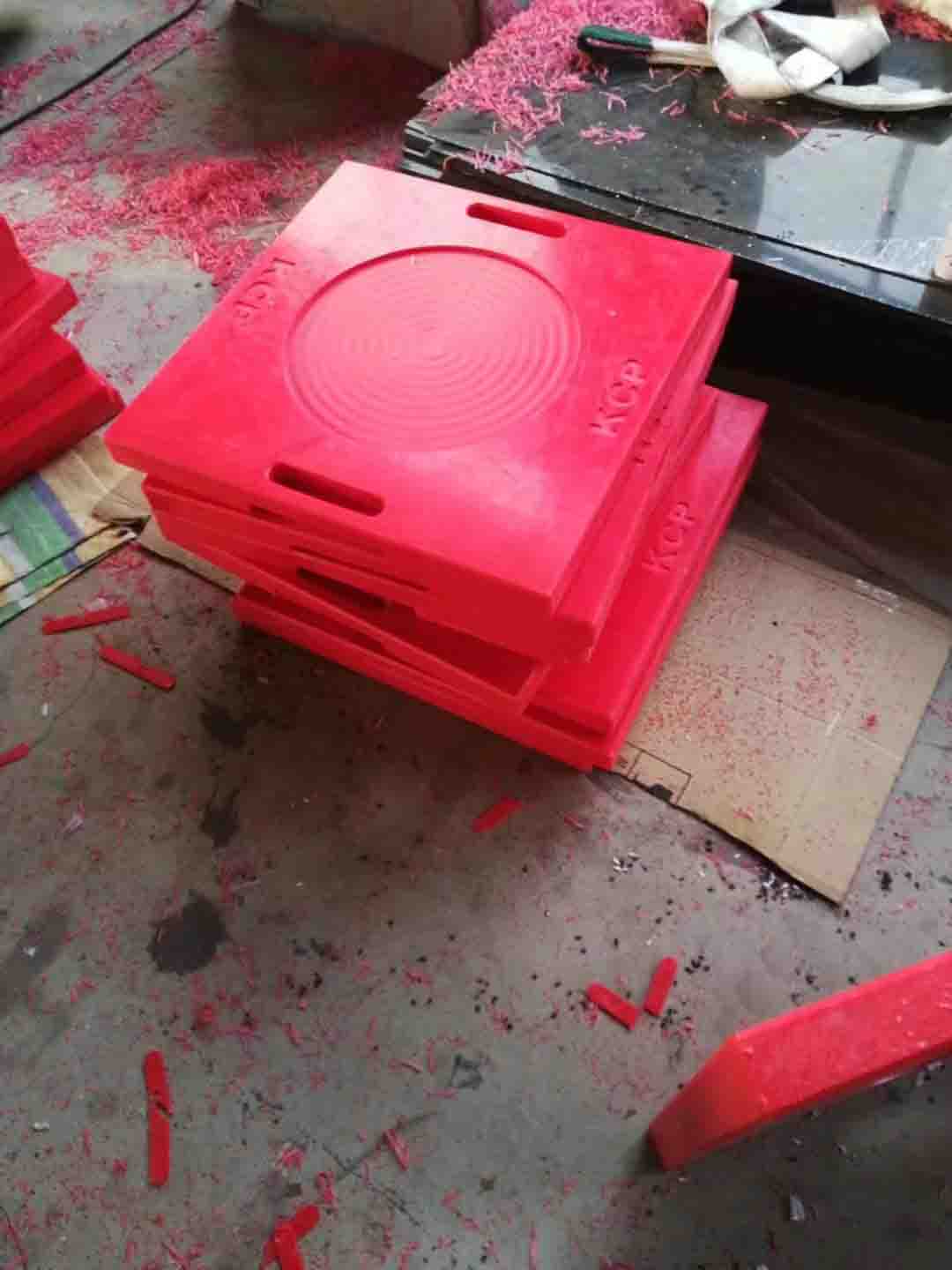 Blocos de apoio para estabilizadores de gruas